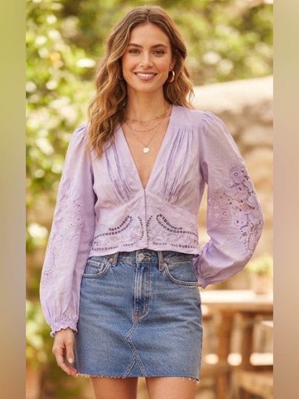 Lace-Detail V-Neck Women's Top in Lilac